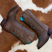 Turquoise Arrow, Round Toe, Rubber Sole